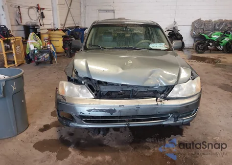 2002 Toyota Avalon Xl from USA, damaged, VIN 4T1BF28B72U227265